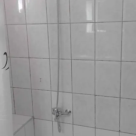 Apartment Lectras House *